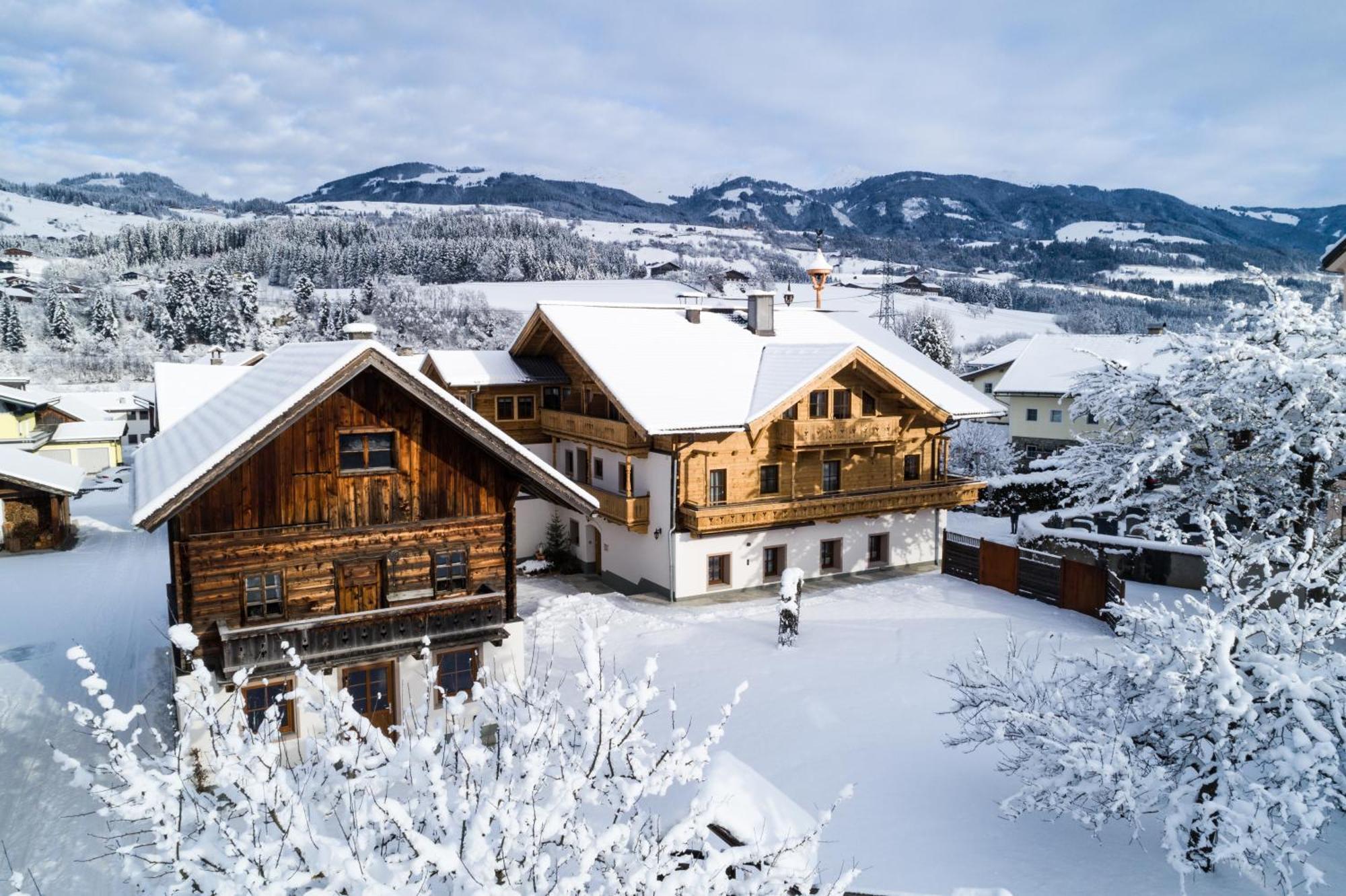 Feriengut Ottacherhof - Active Family Holiday In Central Hollersbach ホラースバッハ・イム・ピンツガウ エクステリア 写真